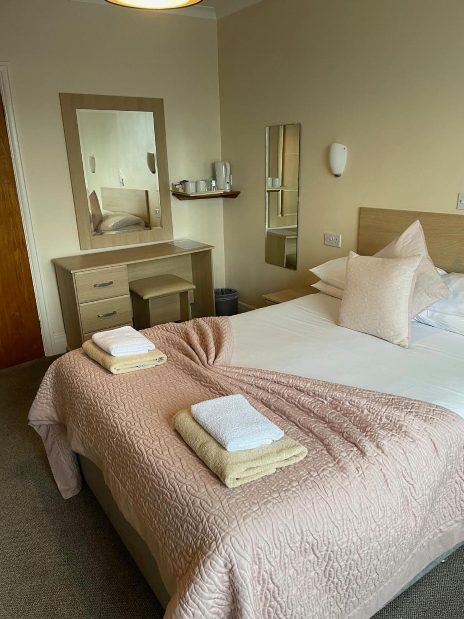 Merlewood Hotel Saundersfoot Bagian luar foto