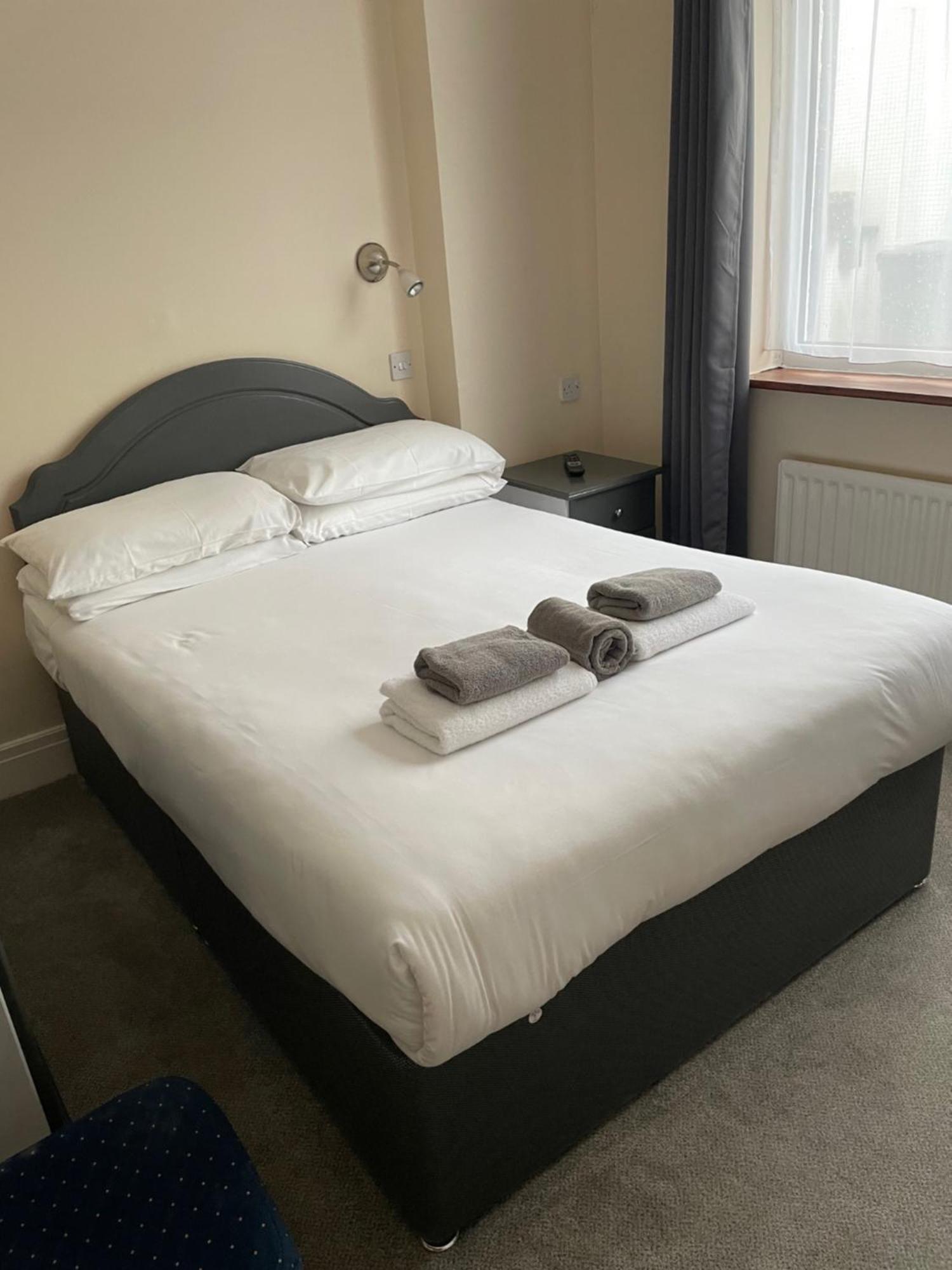 Merlewood Hotel Saundersfoot Bagian luar foto