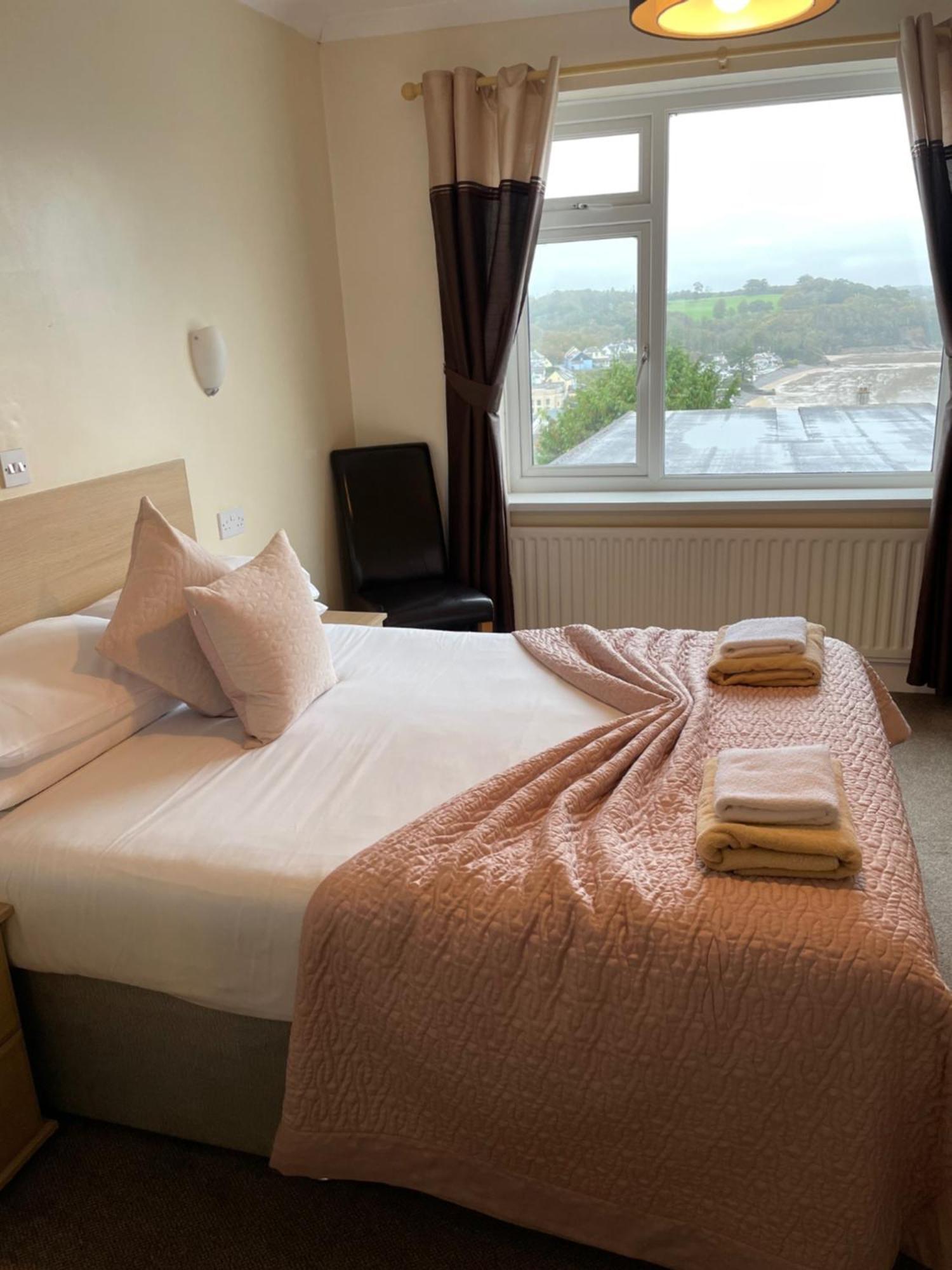 Merlewood Hotel Saundersfoot Bagian luar foto