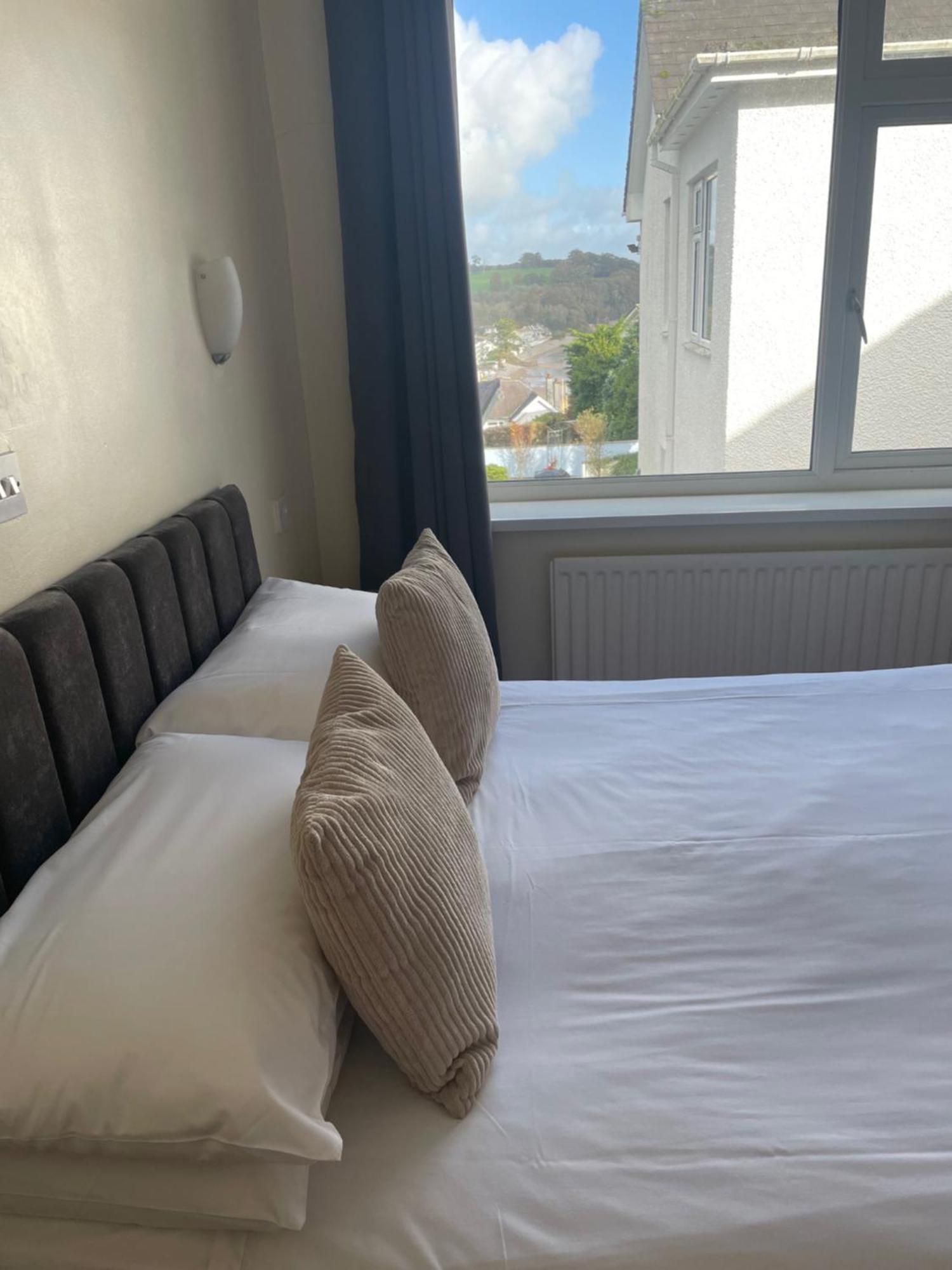 Merlewood Hotel Saundersfoot Bagian luar foto
